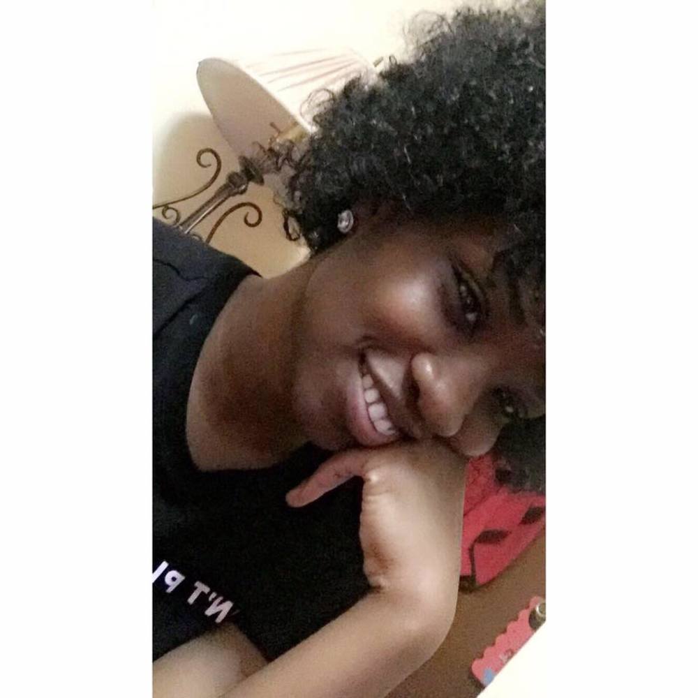 Meet your Posher, Acacia